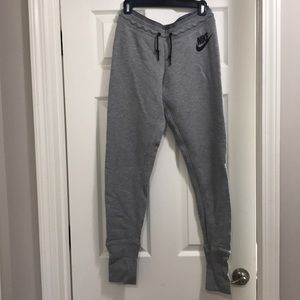 Nike Sweatpants